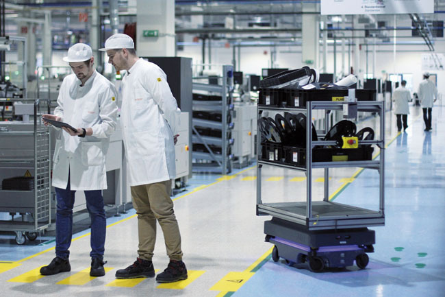 Visteon optimalizuje logistiku s autonómnymi mobilnými robotmi Visteon optimalizuje logistiku s autonómnymi mobilnými robotmi