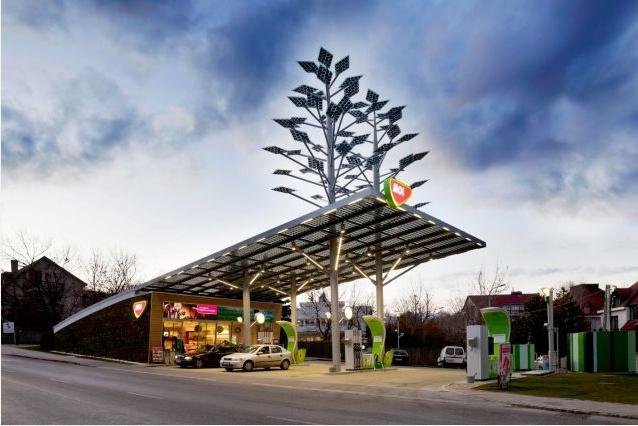 ABB dodala rýchlonabíjaciu stanicu pre „čerpaciu stanicu budúcnosti“