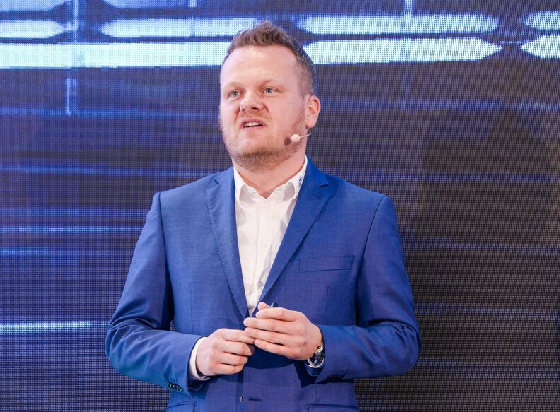 Automatizácia nie je cieľ, ale cesta. Príležitosti ponúka každému zamestnancovi. 