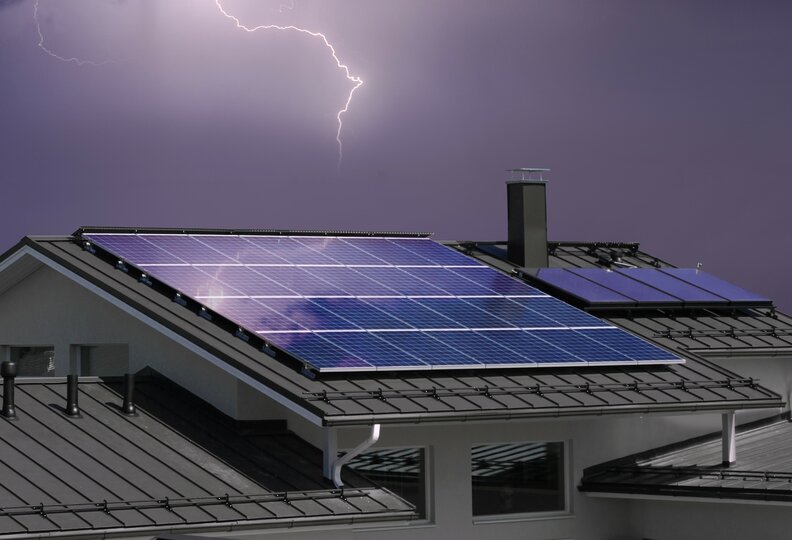 Fotovoltika pod drobnohľadom: bezpečnosť, statika a zodpovednosť 