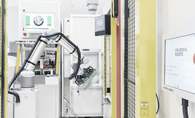 UR10 v centru procesu přechodu na Industry 4.0 zkracují dobu přestavení o 50 %