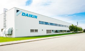 Robotika pomáha pri manipulácii a zváraní tlakových nádob