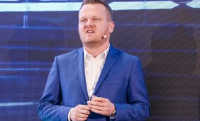 Automatizácia nie je cieľ, ale cesta. Príležitosti ponúka každému zamestnancovi. 