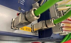 Rýchla a spoľahlivá výmena dát vďaka ethernetu: rozvoj spolupráce medzi AXIMA AUTOMATION a skupinou LAPP