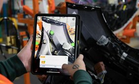 Magna vylepšila svoje procesy kontroly kvality a školení pomocou rozšírenej reality