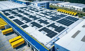 Udržateľné riešenie pre logistiku: dobíjacie stanice s fotovoltikou a batériovým úložiskom 