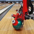 Bowlingový robot zdatným protivníkom profesionálnych hráčov