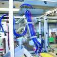 Obr. 2: Výrobca načúvacích prístrojov Oticon používa robot UR5 na rôzne úlohy v oblasti odlievania