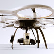 Obr. 3: Dron vybavený 3D laserovým skenerom LiDAR [4]