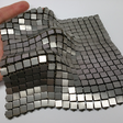 Obr. 9 Flexibilná kovová tkanina vytvorená v JPL pomocou 4D tlače