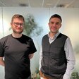 Marek Pohančenik (vľavo) a Dušan Šútora, špecialisti spoločnosti Siemens, s. r. o., na priemyselné edge riešenia