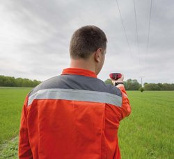 Lokalizácia zemných spojení v sieti 22 kV pomocou ručného meracieho prístroja