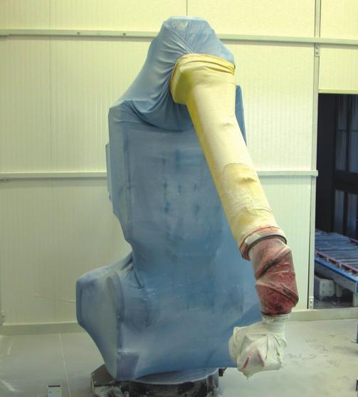 Obr.2 Robot striekania