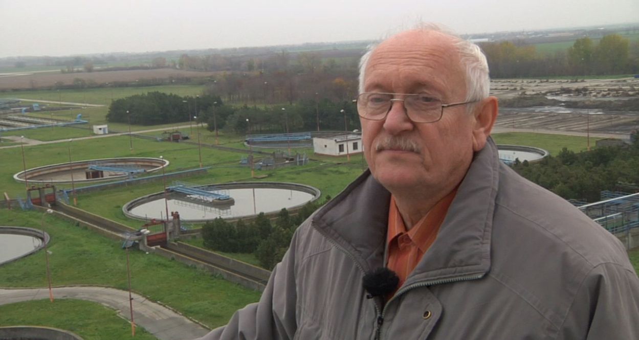 Obr. 1 Rudolf Brezina, vedúci prevádzky ÚČOV Vrakuňa