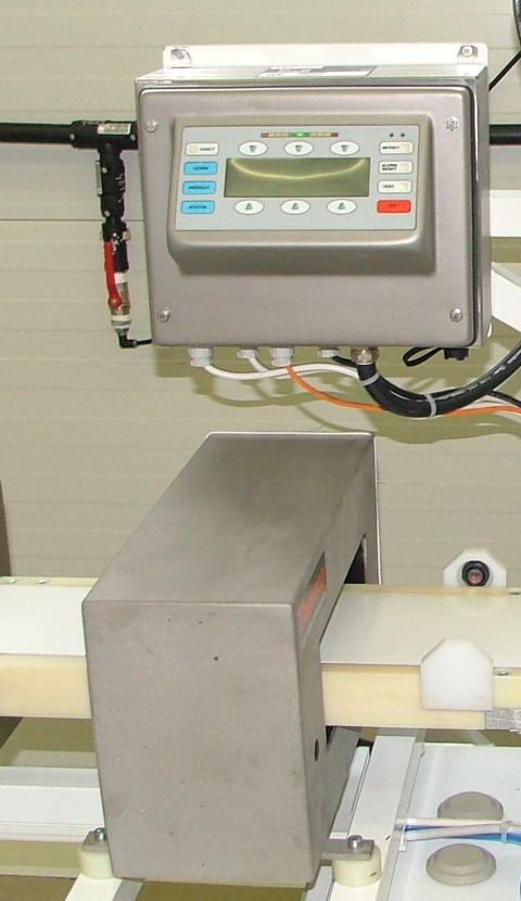 Obr. 3 Doplnkové zariadenie - detektor kovov
