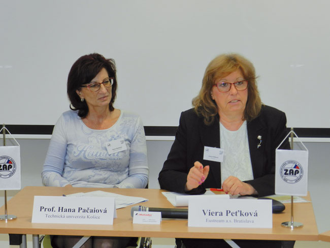 Obr. 2: Prof. Ing. Hana Pačaiová, PhD., odborníčka v oblasti stratégie a riadenia údržby, bezpečnosti a riadenia rizík v údržbe z Technickej univerzity Košice a doc. Ing. Viera Peťková, PhD., vedúca oddelenia diagnostiky strojov v Eustream, a. s., a prezidentka Asociácie technických diagnostikov Slovenskej republiky