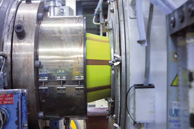 Reluktančný motor znížil spotrebu a hluk extrudéra - ABB_CASE_NOTE_Radius_Syst-002