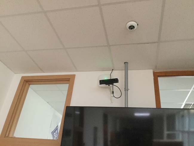 Aplikácie vzdialene ovládanej robotiky v inteligentnom priestore (1) - senzory