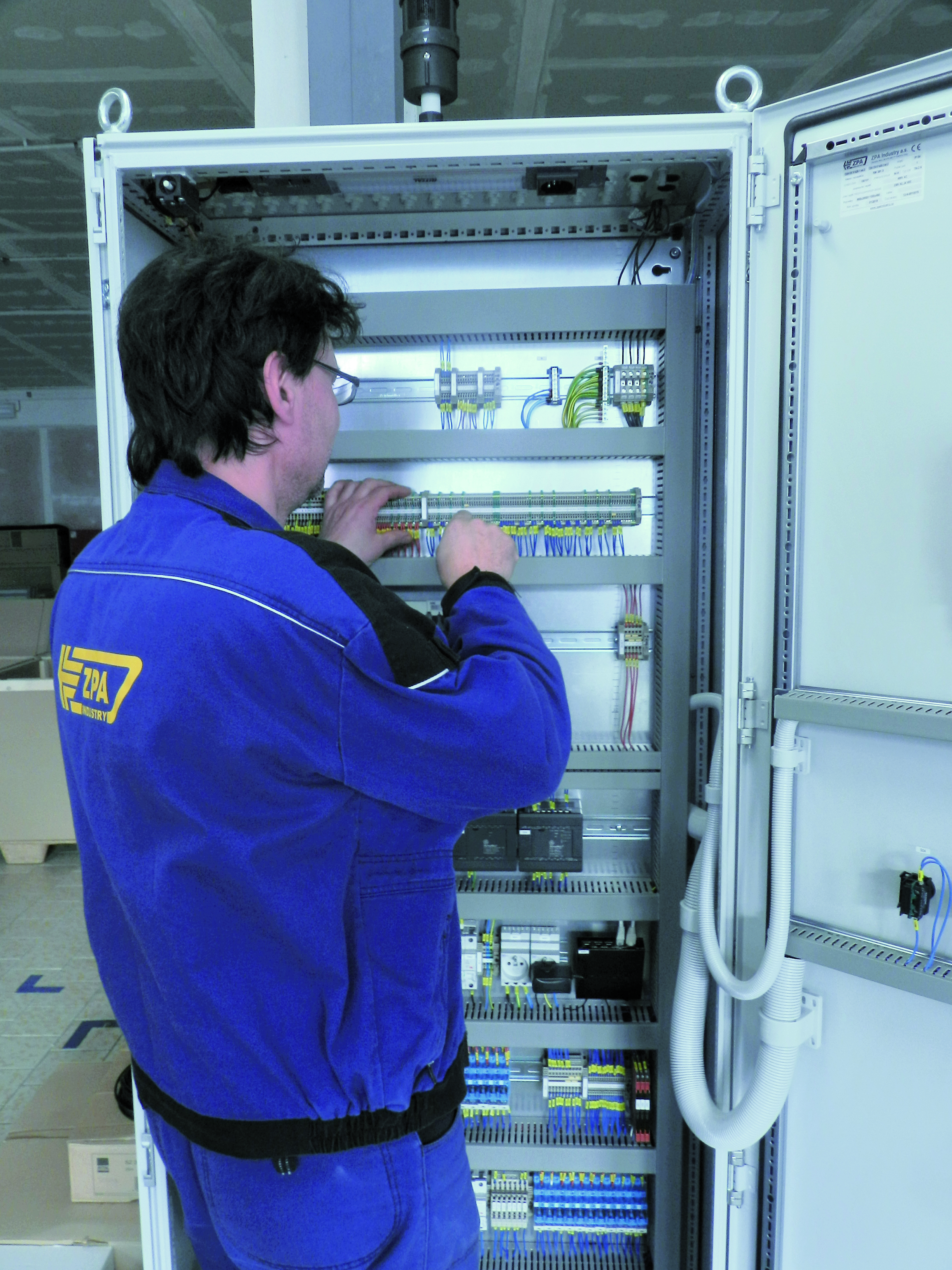 Plánom do budúcnosti je využitie riešenia EPLAN Smart Wiring aj pri výrobe a montáži rozvádzačov.
