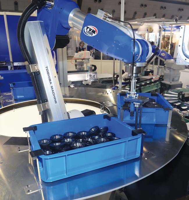 Na irex v tokiu svetová robotika - 10
