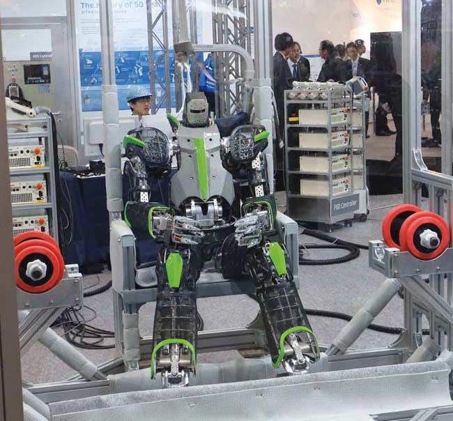 Na irex v tokiu svetová robotika - 6