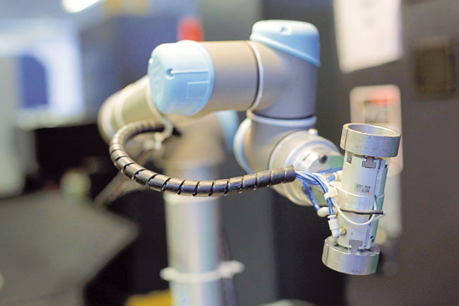 Výrobca strojných súčastí integruje kolaboratívne roboty vlastnými silami - ilustrac2