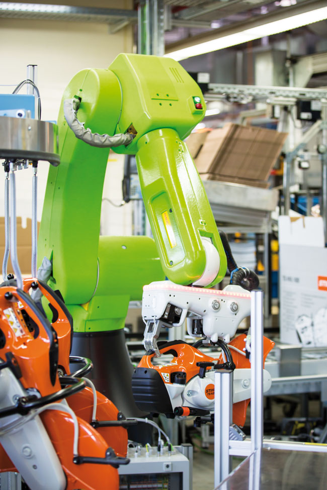 Stihl otvára nové možnosti vďaka spolupracujúcim robotom - ilustrac