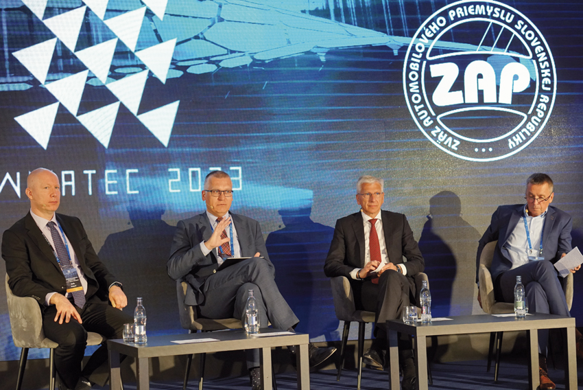Obr. 4 Na tohtoročnom NEWMATEC-u sa zišli viac ako dve stovky zástupcov automobilového priemyslu a jeho dodávateľov.