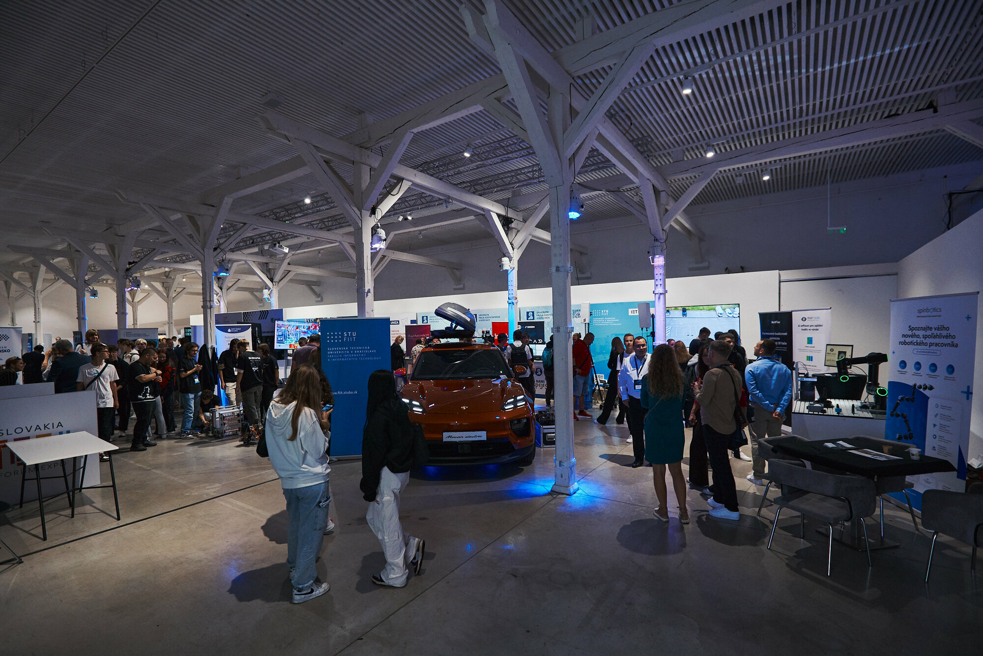 Obľúbeným cieľom návštevníkov SlovakiaTechu je aj výstavná časť EXPO