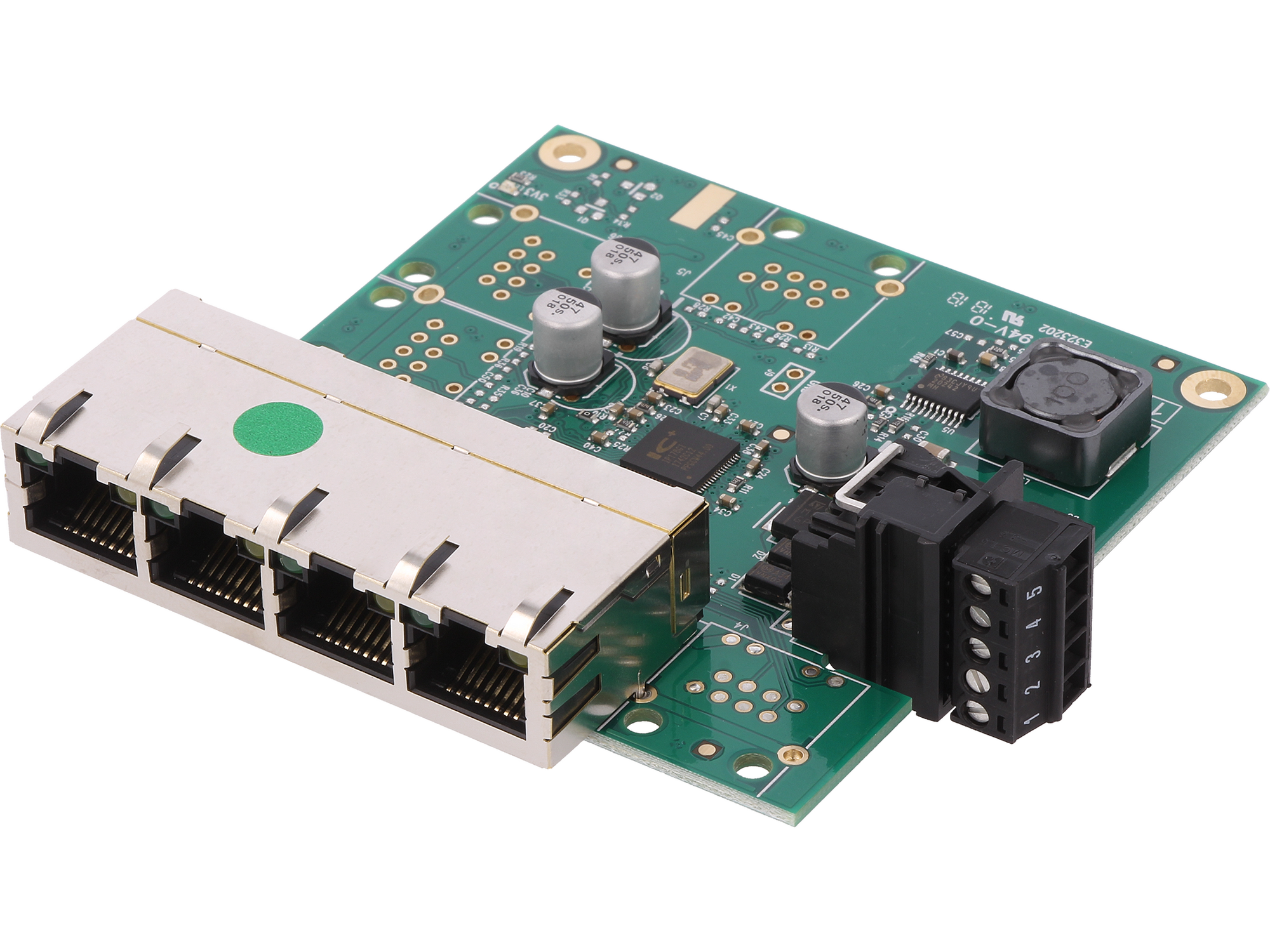 Ethernetový switch so 4 portmi