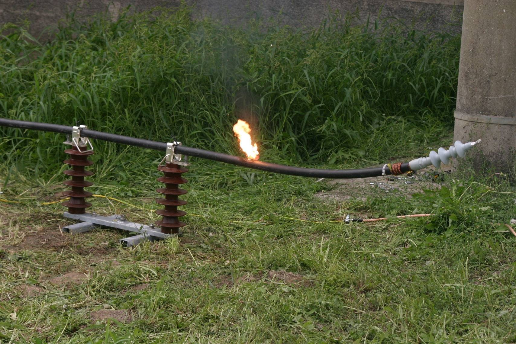 Obr. 14 Zemné spojenie - priraz kábla 22 kV s XPLE izoláciou