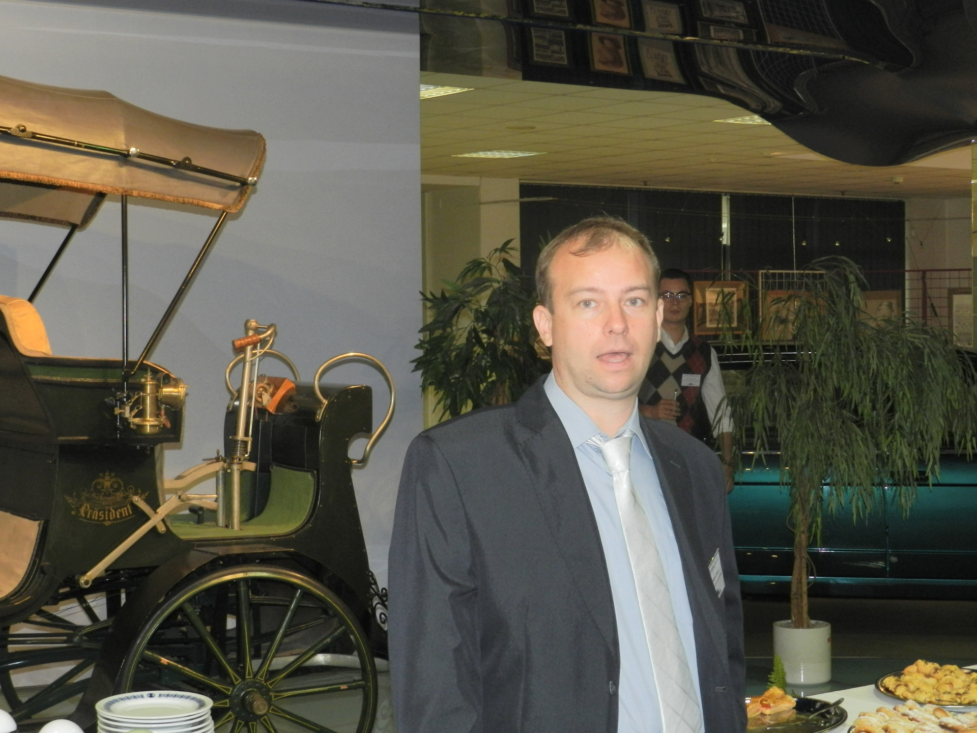Obr. 1 Účastníkov semináru privítal v priestoroch múzea Ing. Vlastimil Raška, výkonný riaditeľ spoločnosti ATS aplikované technické systémy, s.r.o.