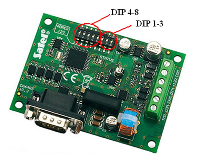 Integračný modul INT-RS verzia 1.01 s vyznačenými DIP prepínačmi